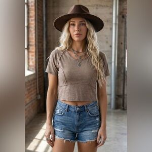 NWT Very J Mineral Washed Exposed Seam Cropped Patch Back Tee Crop Top Mocha